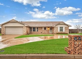 Building Photo - 3516 Ranch Rd E