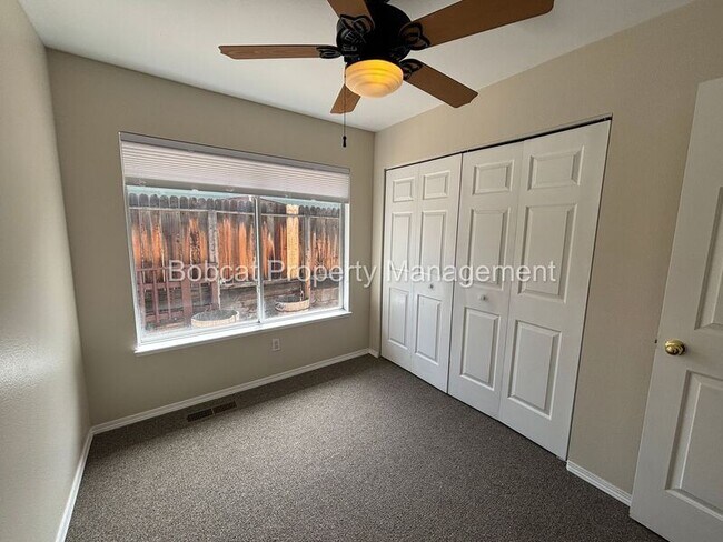 Building Photo - 1650 Walker Dr