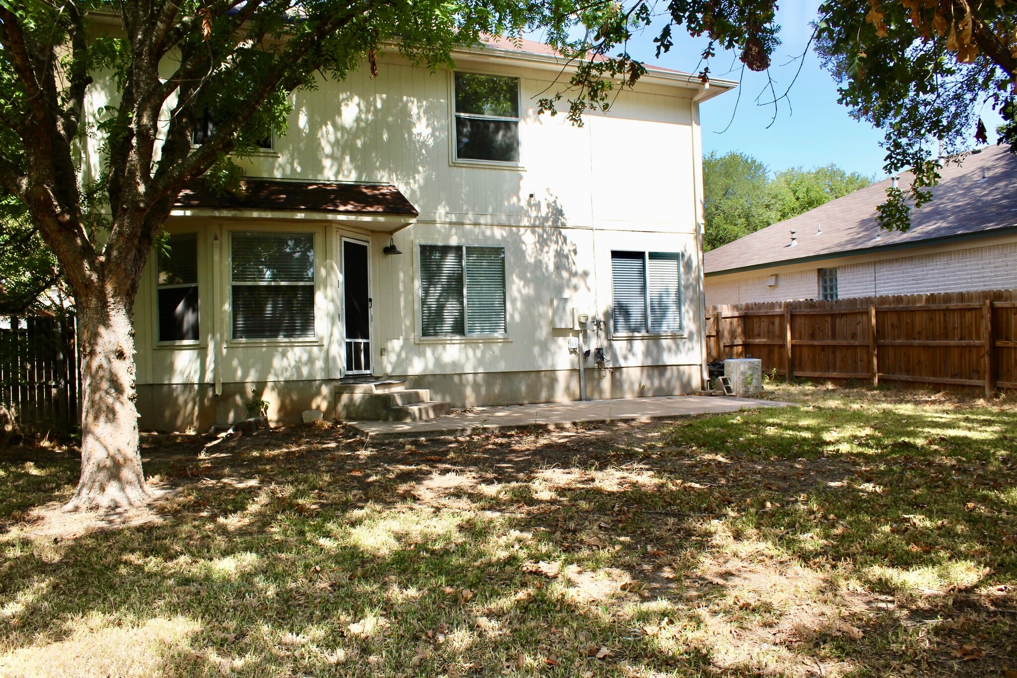 Building Photo - 20901 Racers Ford Ln