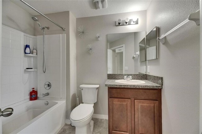 Building Photo - 12952 Utopia Gdns Wy