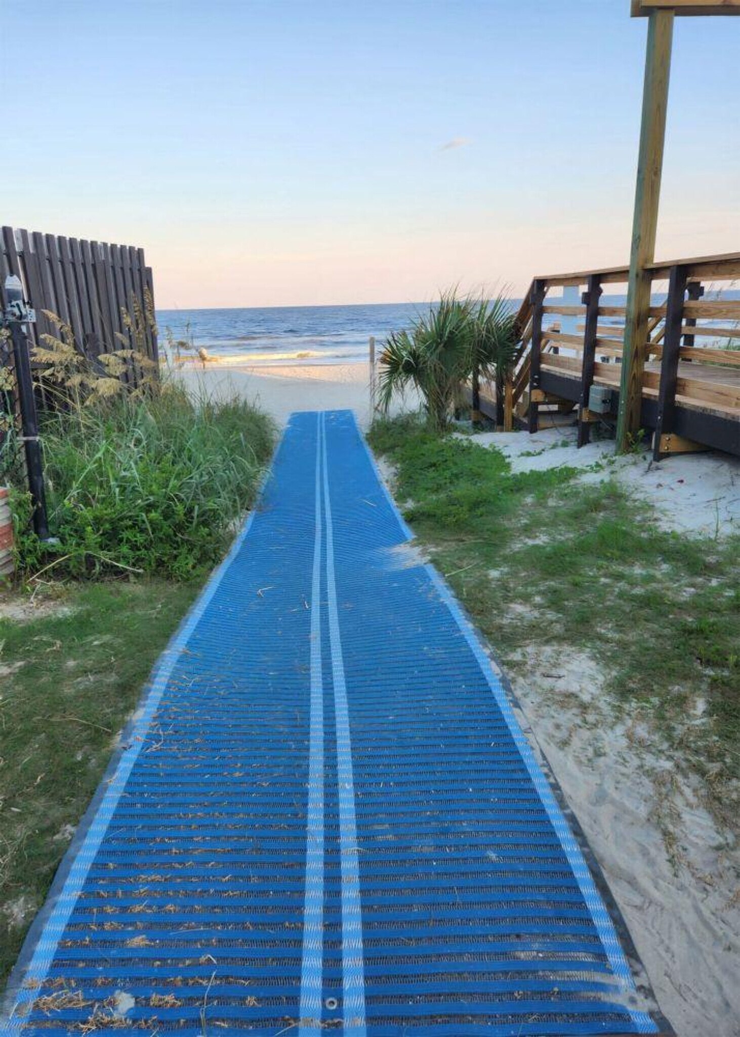 Building Photo - 983 Cayman Ct