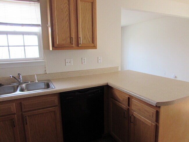 Building Photo - 6147-MF2-E1