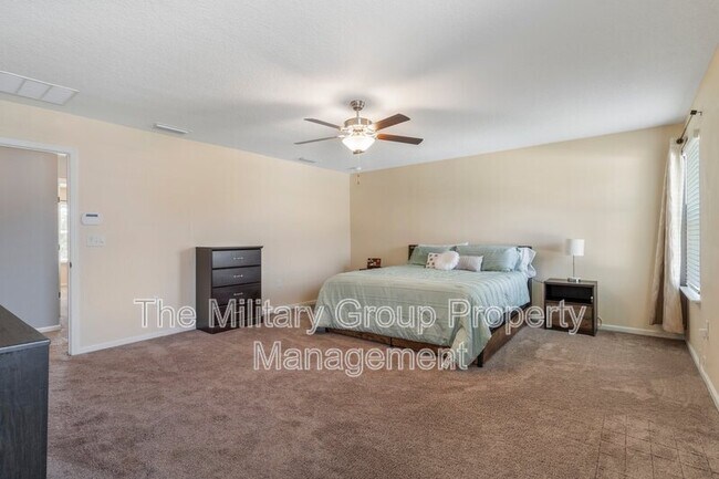 Building Photo - 2522 Lantana Ln