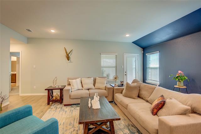 Building Photo - 2320 Peregrine Wy