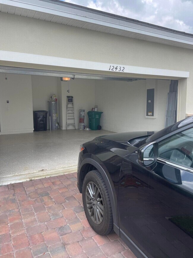 Building Photo - 12432 Arabella Dr