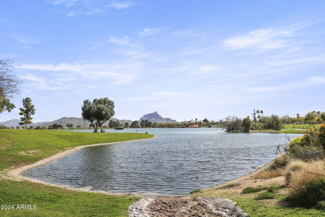 Building Photo - 16819 E Gunsight Dr