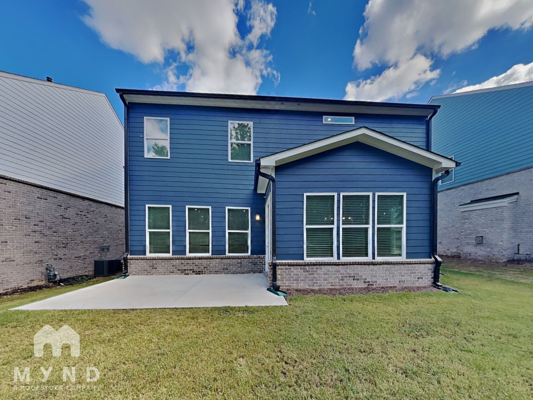 Building Photo - 2555 Whistler Wy NE