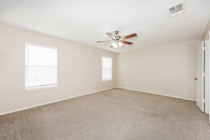 Building Photo - 5312 Newcastle Ln
