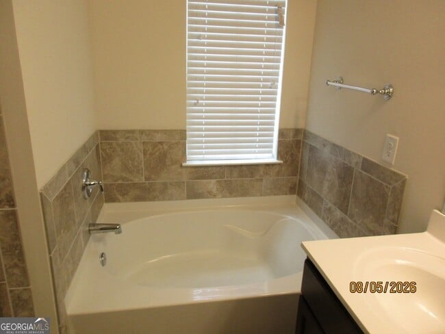 Building Photo - 2726 Kemp Ct