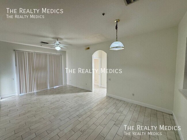 Building Photo - 13512 Turtle Marsh Loop