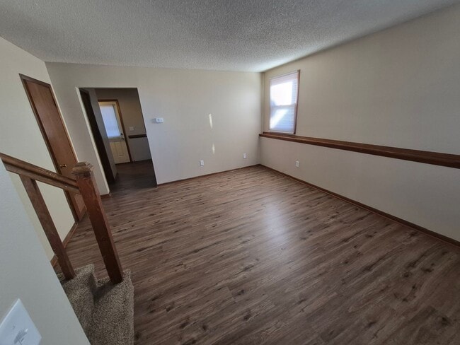 Building Photo - 1761-1763 E Lacona Avenue