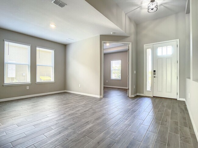 Building Photo - Crestview New Build Single Family Home