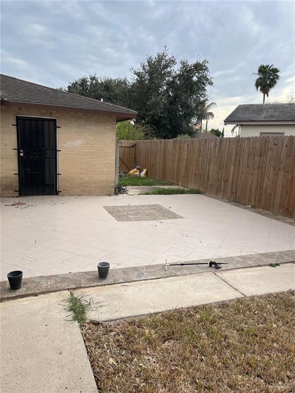 Building Photo - 108 W La Quinta Dr