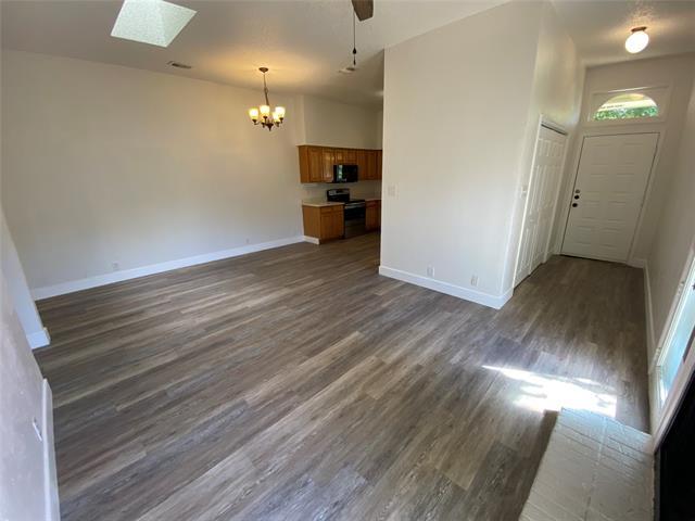 Building Photo - 109 Misty Ct