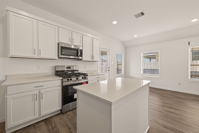 Building Photo - 7910 Eagle Crk Ln