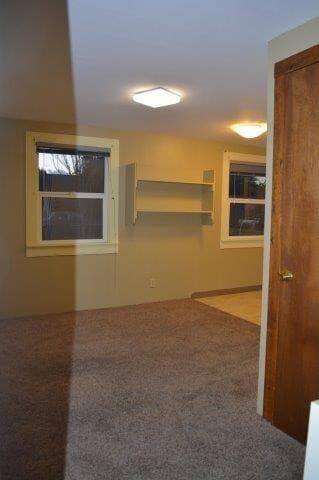 Building Photo - CUTE, COZY CABIN , 1 bedroom studio detached house