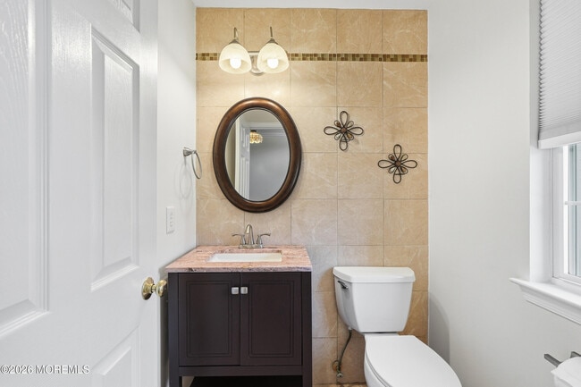 Building Photo - 69 Daniele Dr