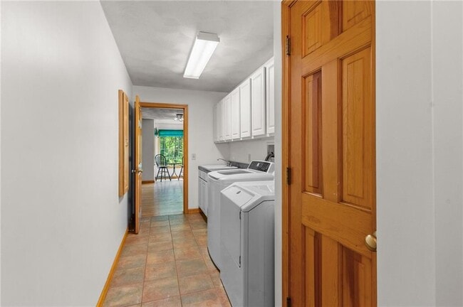 Building Photo - 118 Richmond Townhouse Rd