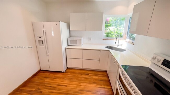 Building Photo - 796 NE 88th St