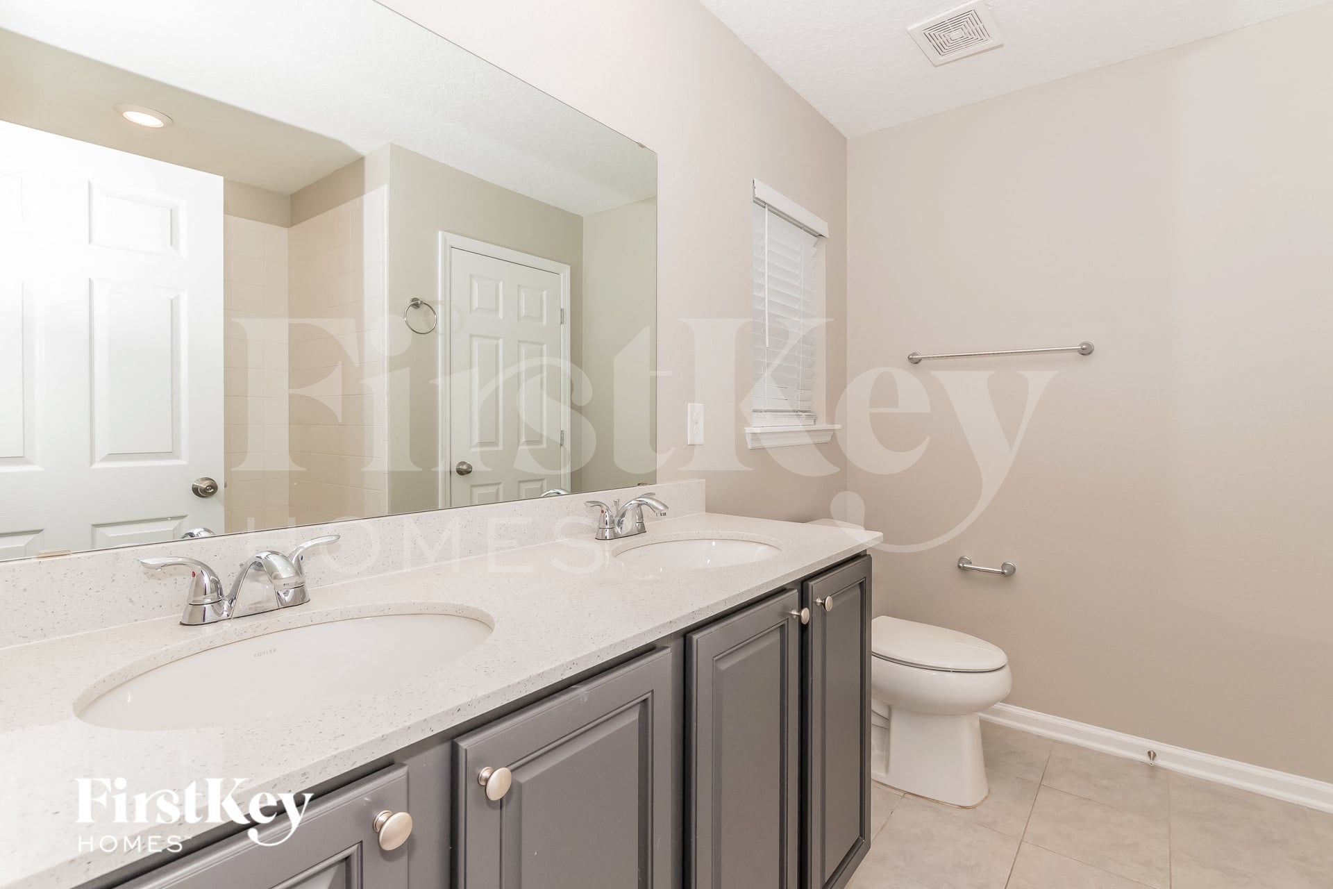 Building Photo - 9745 Bridgeway Ave
