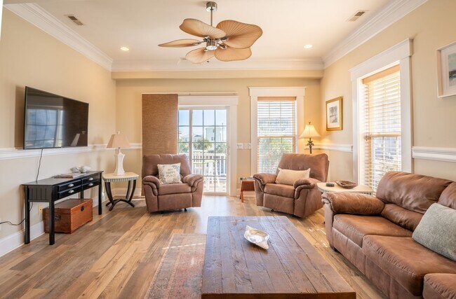 Building Photo - ENJOY OCEAN BREEZES FROM THIS FURNISHED OFF-SEASON OCEAN VIEW CONDO W/BALCONIES