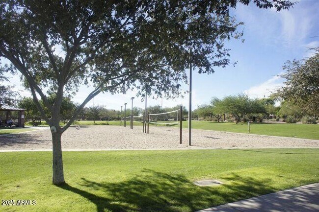 Building Photo - 39904 N Bell Meadow Trail