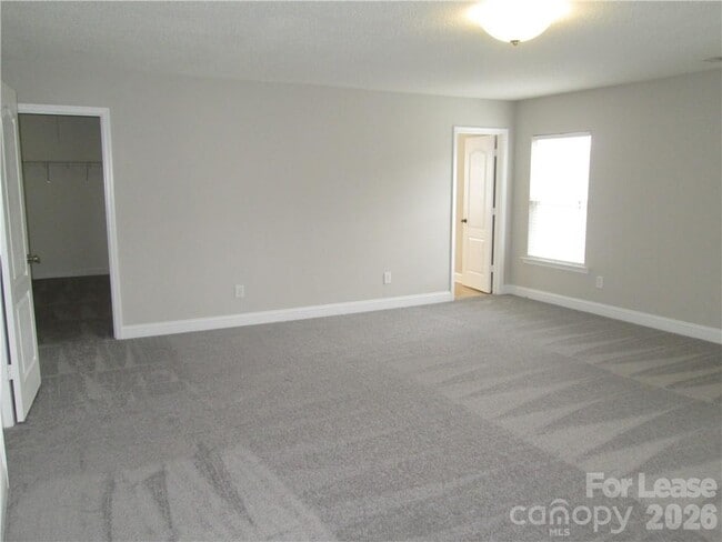 Building Photo - 12623 Cumberland Cove Dr