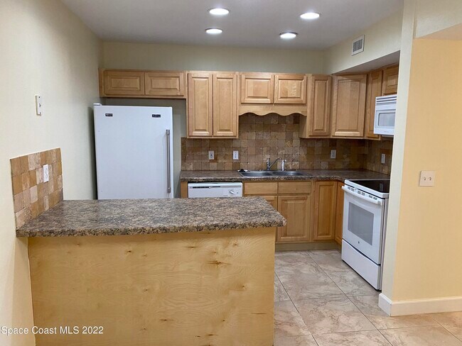 Building Photo - 1790 Rocky Wood Cir