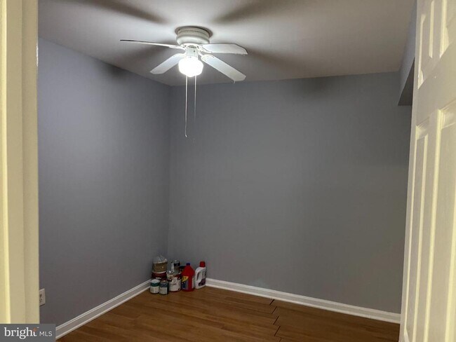 Building Photo - 11749 Batley Pl