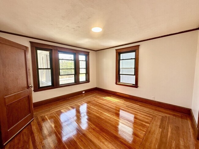 Building Photo - 107 Thomas Burgin Pkwy