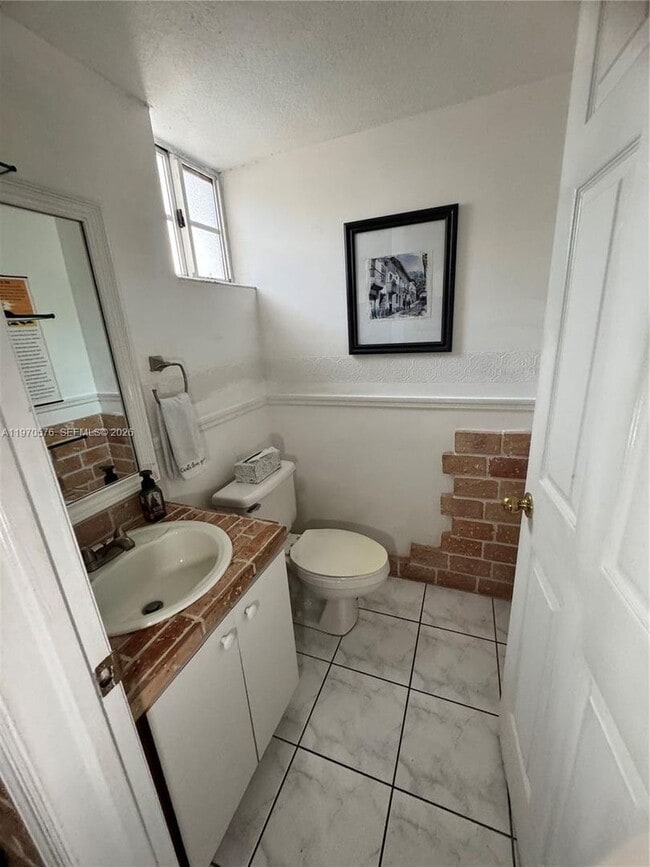 Building Photo - 12035 SW 14th St