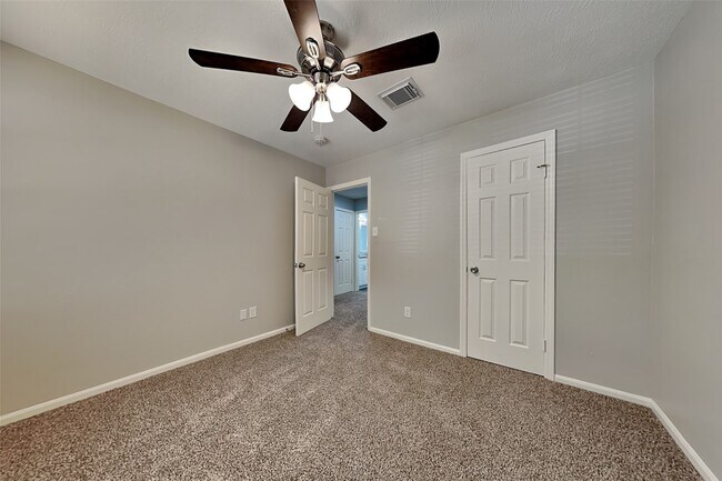 Building Photo - 3902 Sweetgum Hill Ln