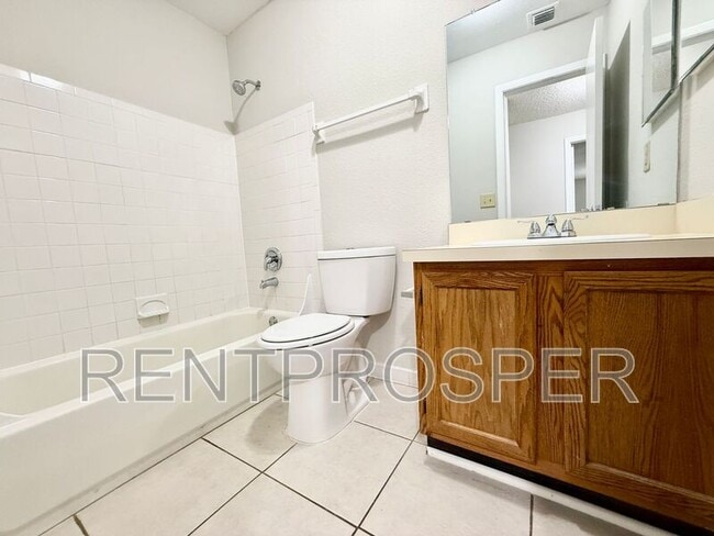 Building Photo - 4401 S Semoran Blvd