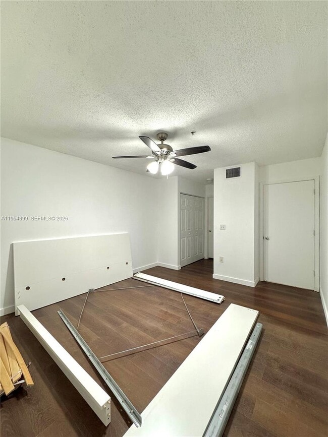 Building Photo - 4808 N State Rd 7