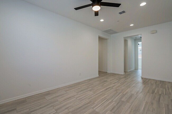 Building Photo - Spacious New Build 4 Bed/3 Bath in Vistancia
