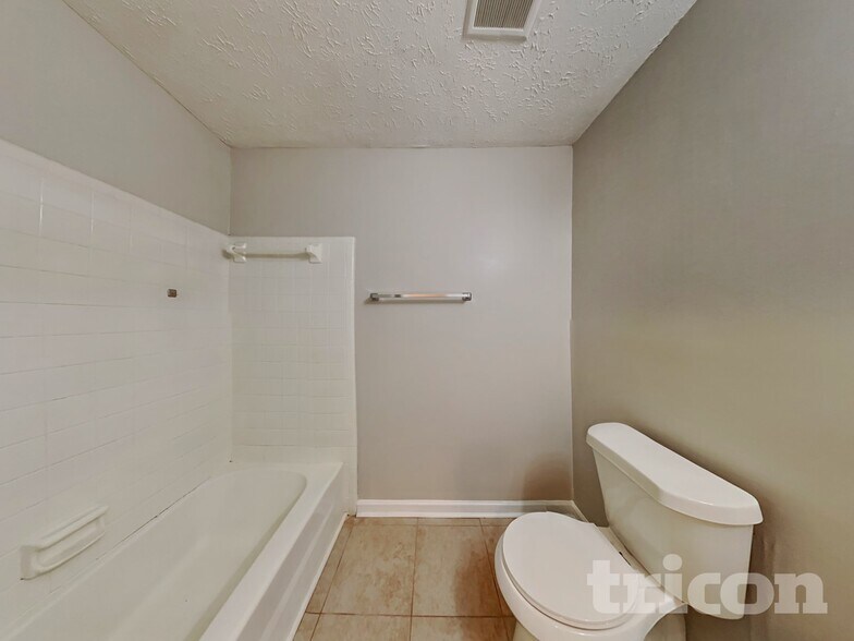 Building Photo - 5181 Vivid Dr SW