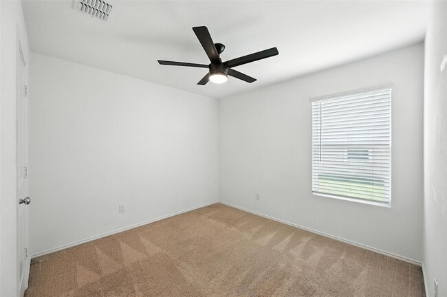 Building Photo - 2733 Slatewood Dr