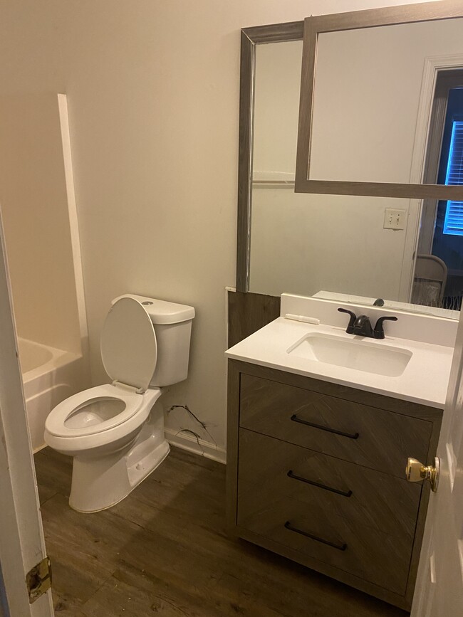 Bathroom 2 upper level - 5599 Windfall Ln