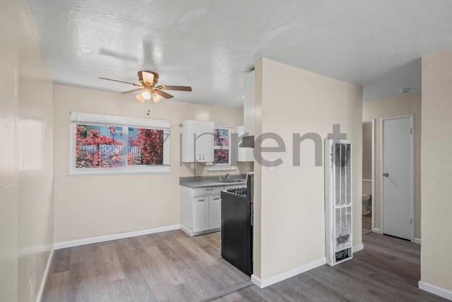 Building Photo - 24035 2nd St