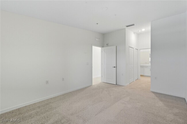 Building Photo - 15155 Bluffton Ln