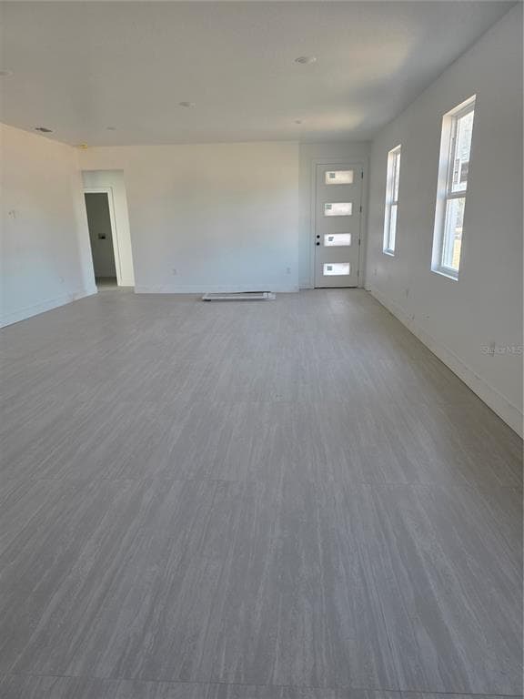 Building Photo - 113 E Bullard Ave