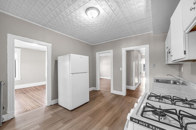 Building Photo - 92 Woodside Terrace