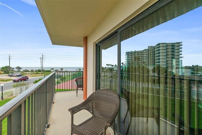 Building Photo - 3600 S Ocean Shore Blvd