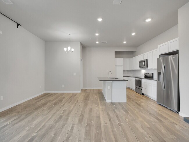 Building Photo - $2,195 - 2 Bed, 2 Bath Condo in Parker wit...