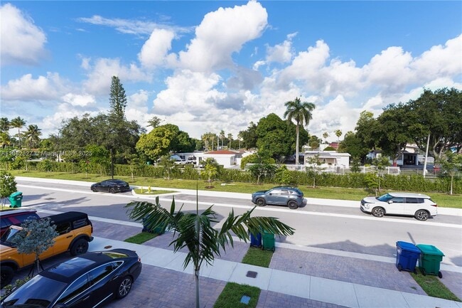 Building Photo - 12832 NW 22nd Pl