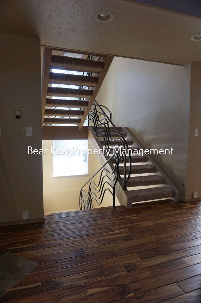 Building Photo - Unique Home In Genesee!!