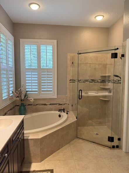 Building Photo - 9610 Gretna Green Dr