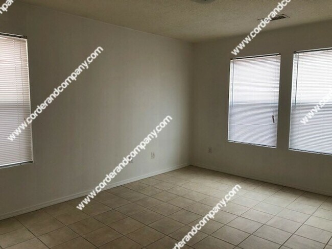 Building Photo - Nice 3 Bedroom, 2 Bathroom, 2 Car Garage and 1,248 Sq Ft. Located in a Gated HOA Community with a...