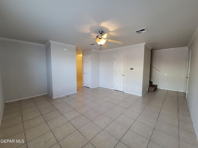 Building Photo - 10051 Railroad Dr