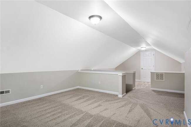 Building Photo - 107 Oak Ridge Ct